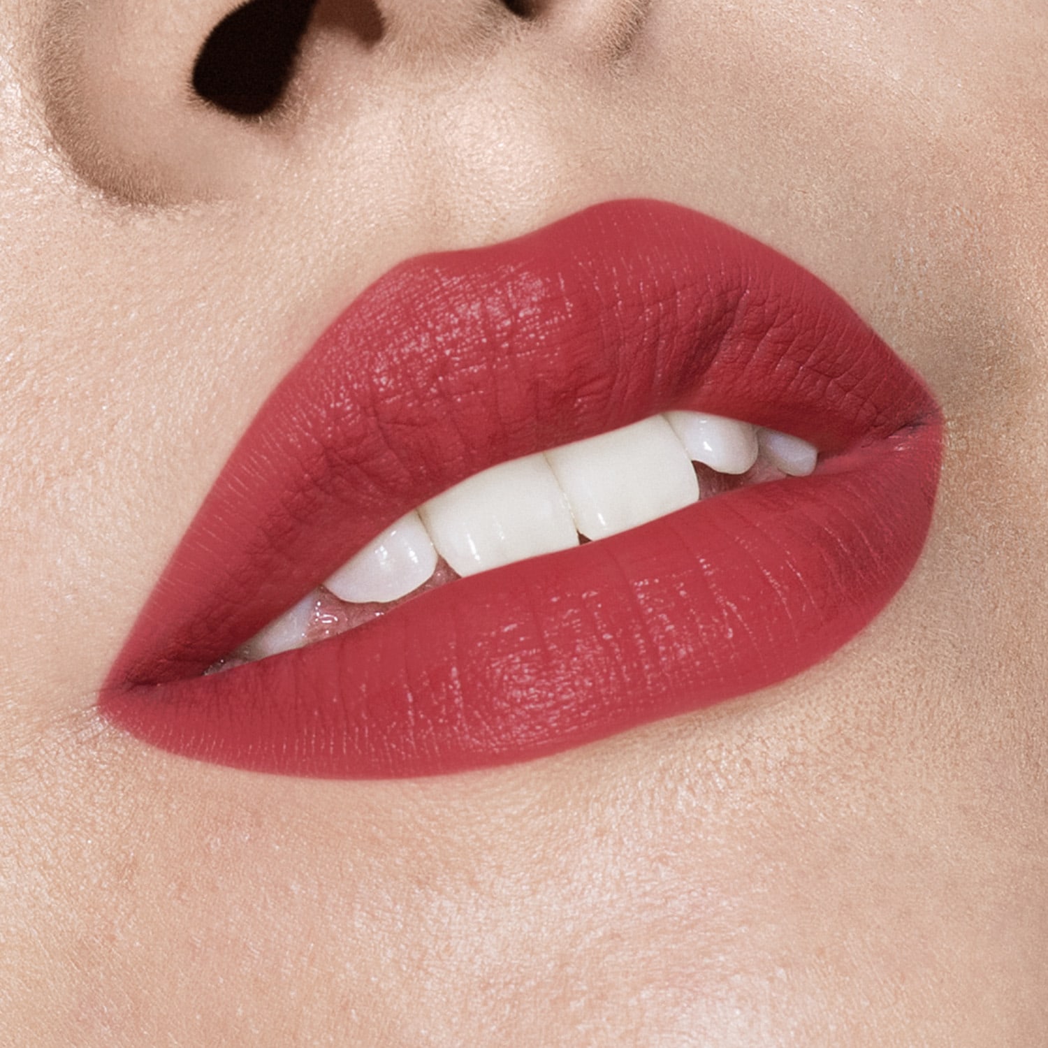 Batom Matte Vermelho 330 Intense 3,8g