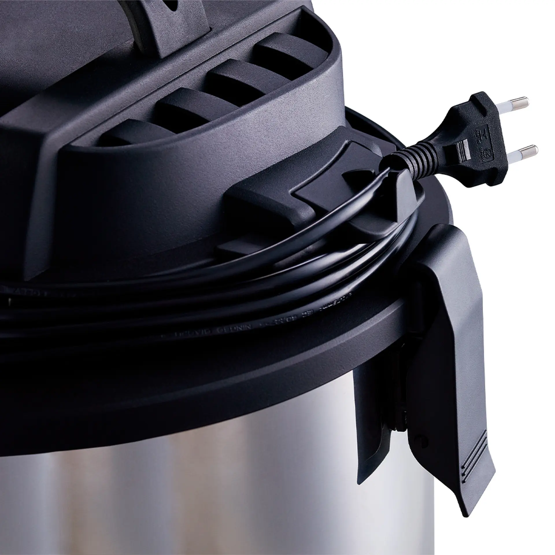 Aspirador Wap GTW20 Pó e Água 20L 1600W Filtro Removível Função Sopro - Inox/Preto - 110 Volts
