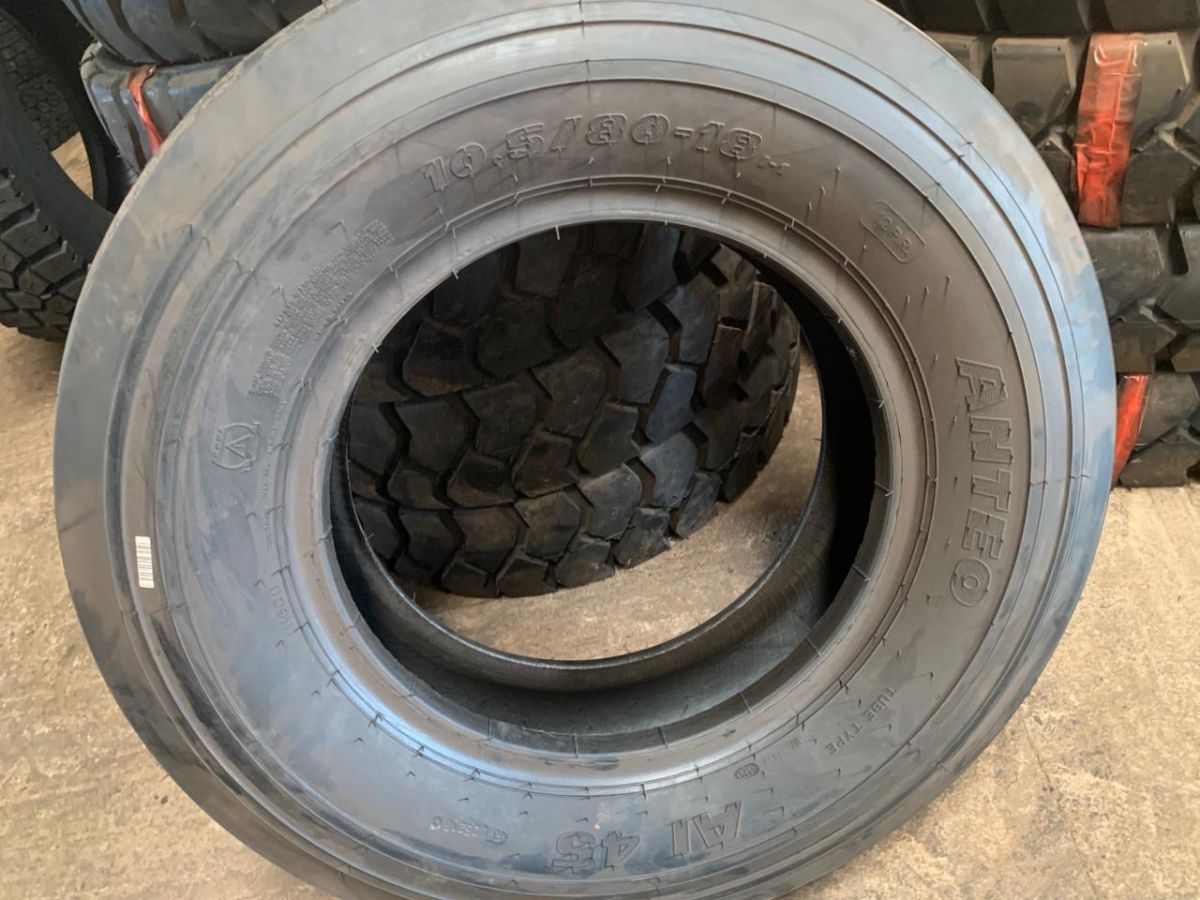 PNEU 10.5/80 18 TT 121-1 A145 ST