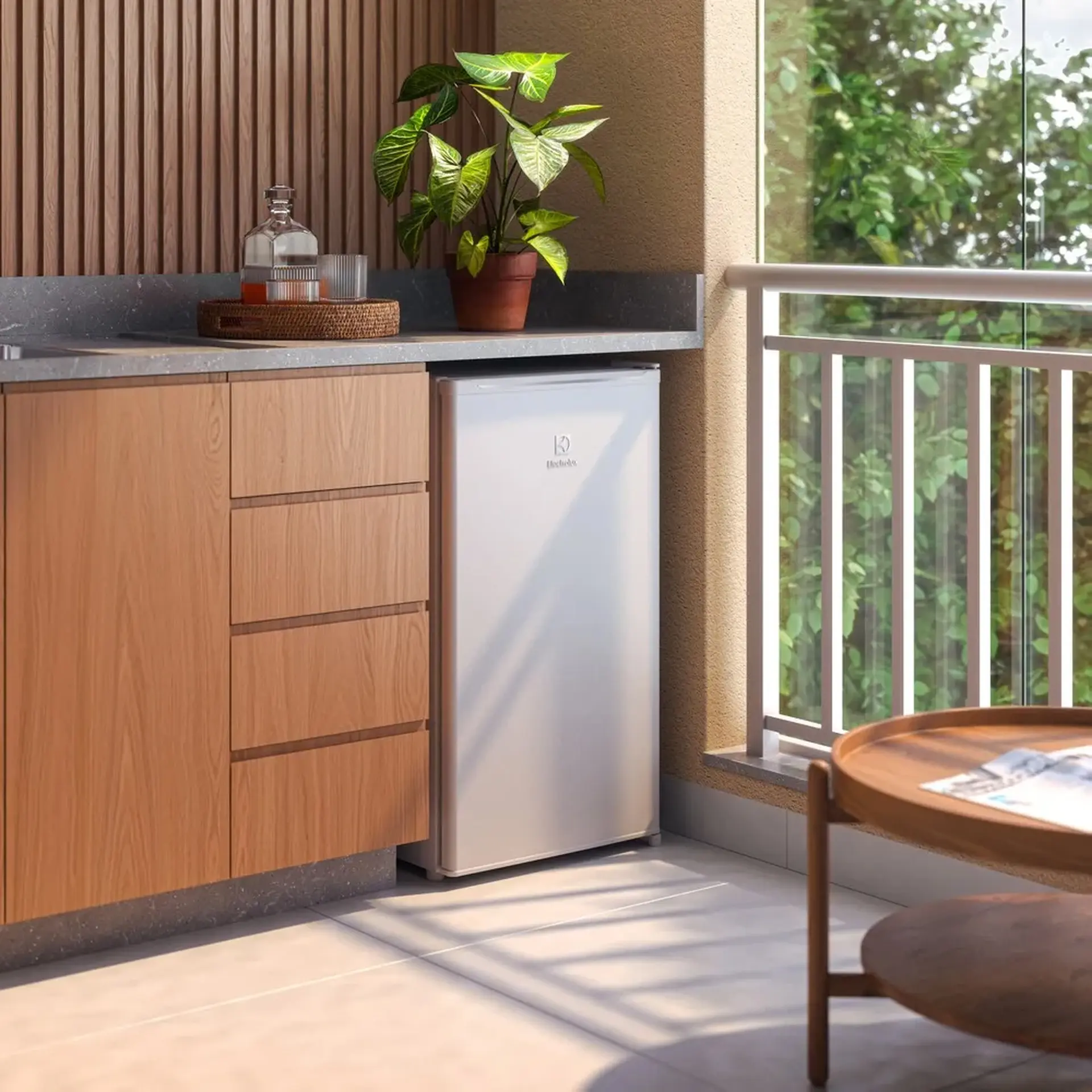 Frigobar Electrolux 90L 1 Porta Degelo Manual Efficient EM90 - Branco - 110 Volts