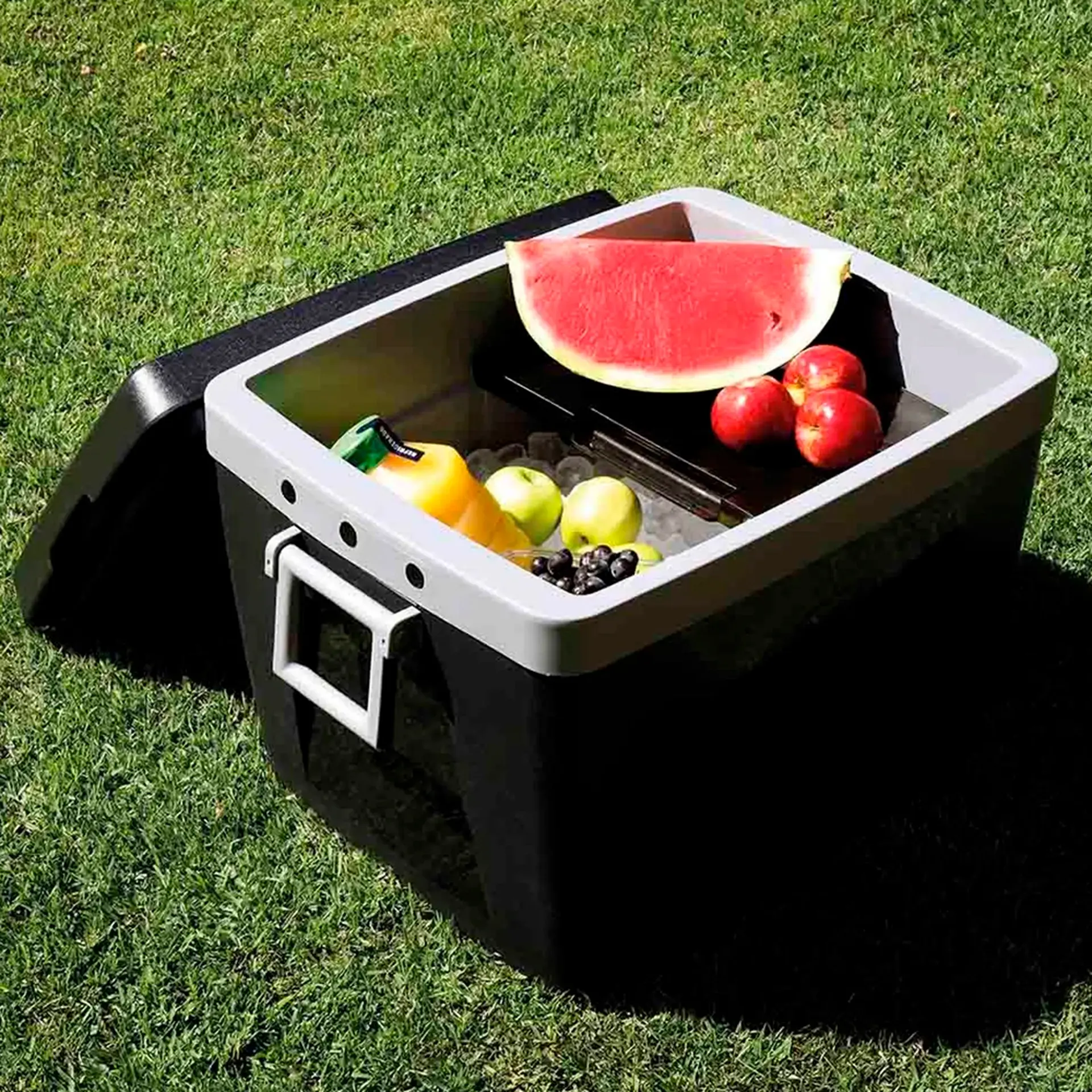 Caixa Térmica Mor com Alças Laterais 75L - Preto