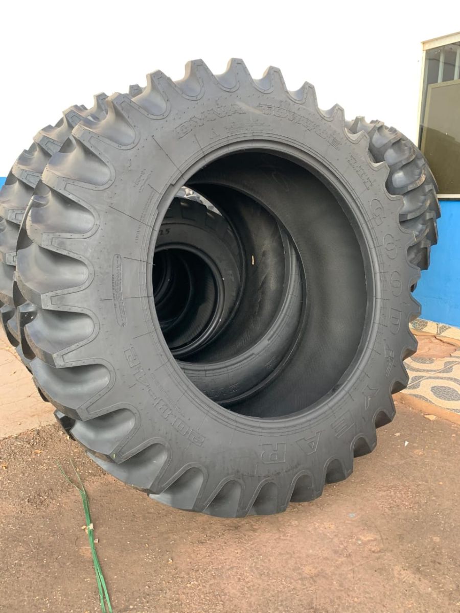 PNEU 20.8 42 DYNA TORQUE III 14PR TL R1 ST