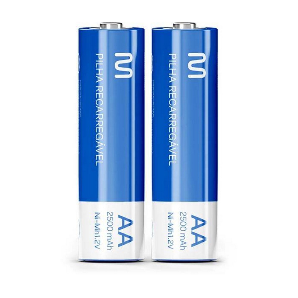 Carregador Pilhas 2 ou 4 Pilhas AA/AAA Bivolt Multi CB093 Incluso 4 Pilhas Recarregáveis AA e AAA