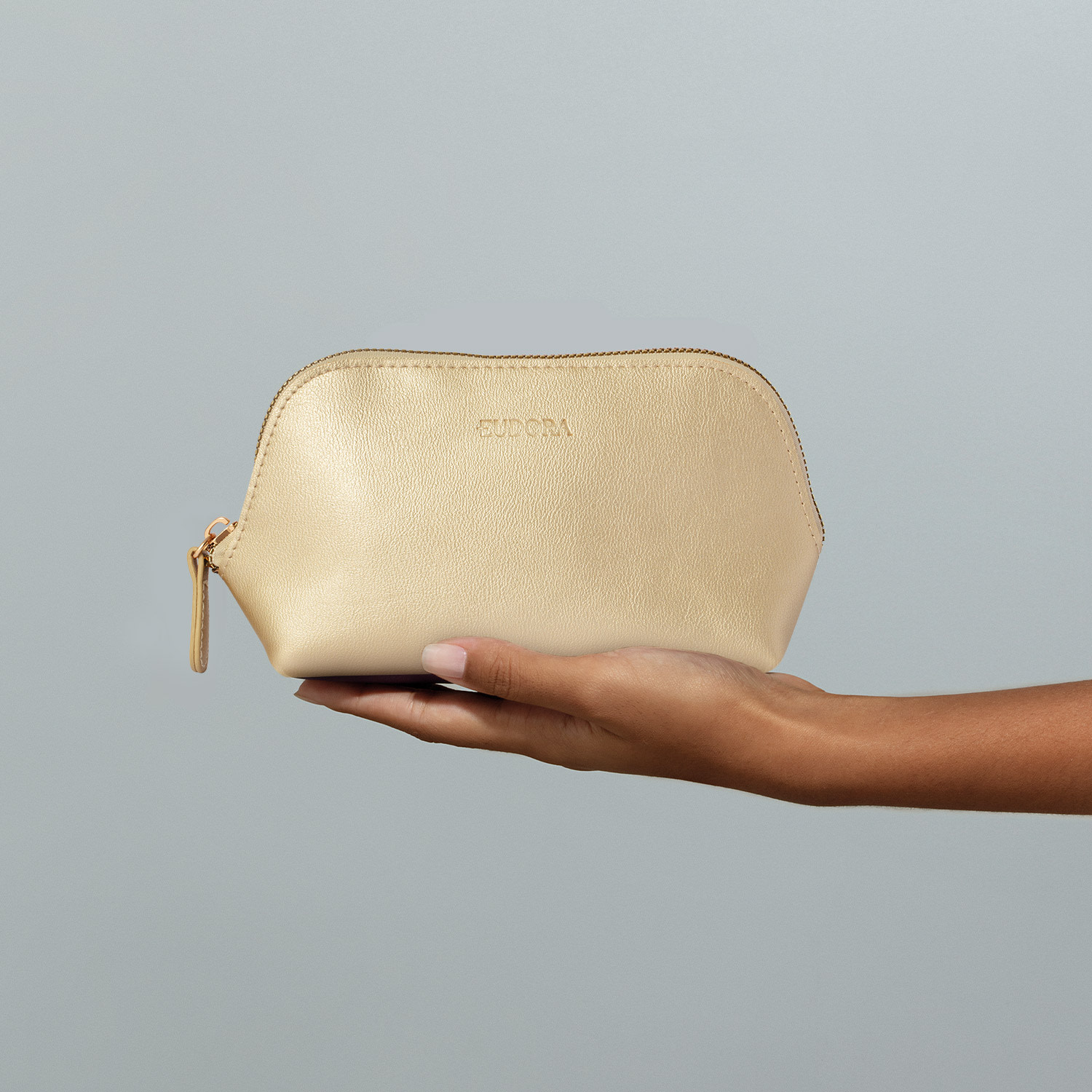 Nécessaire Dourado Arredondado Eudora Collection