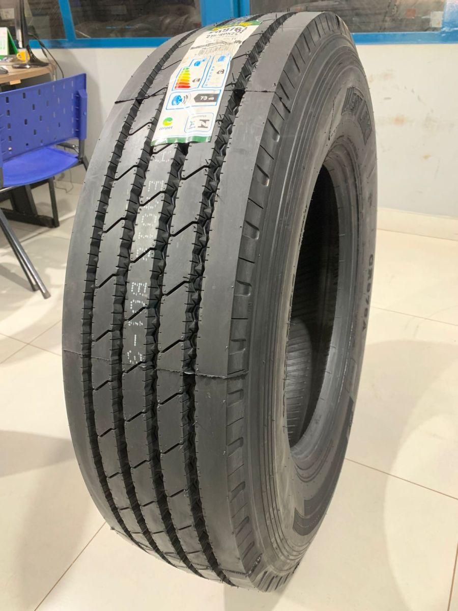 PNEU 275/80R22.5 16PR 149/146M CR976A LISO TRAYDE