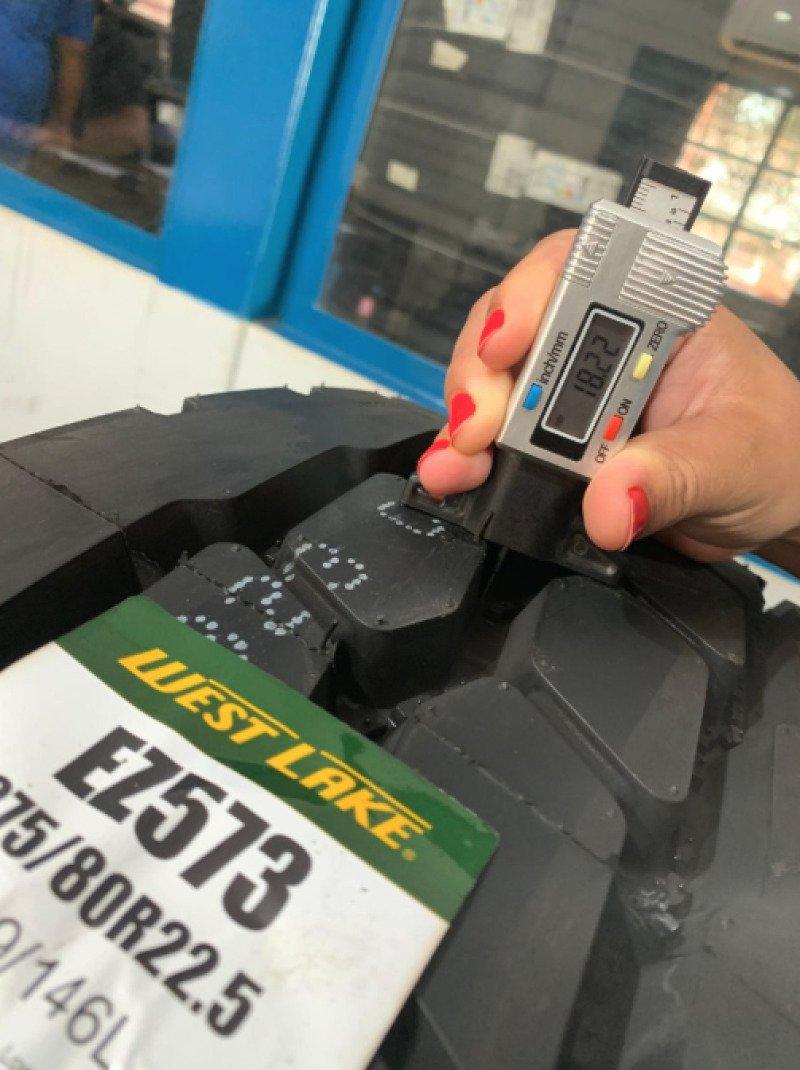 PNEU 275/80R22.5 16PR 149/146L  TL EZ573 MISTO TRAYDE