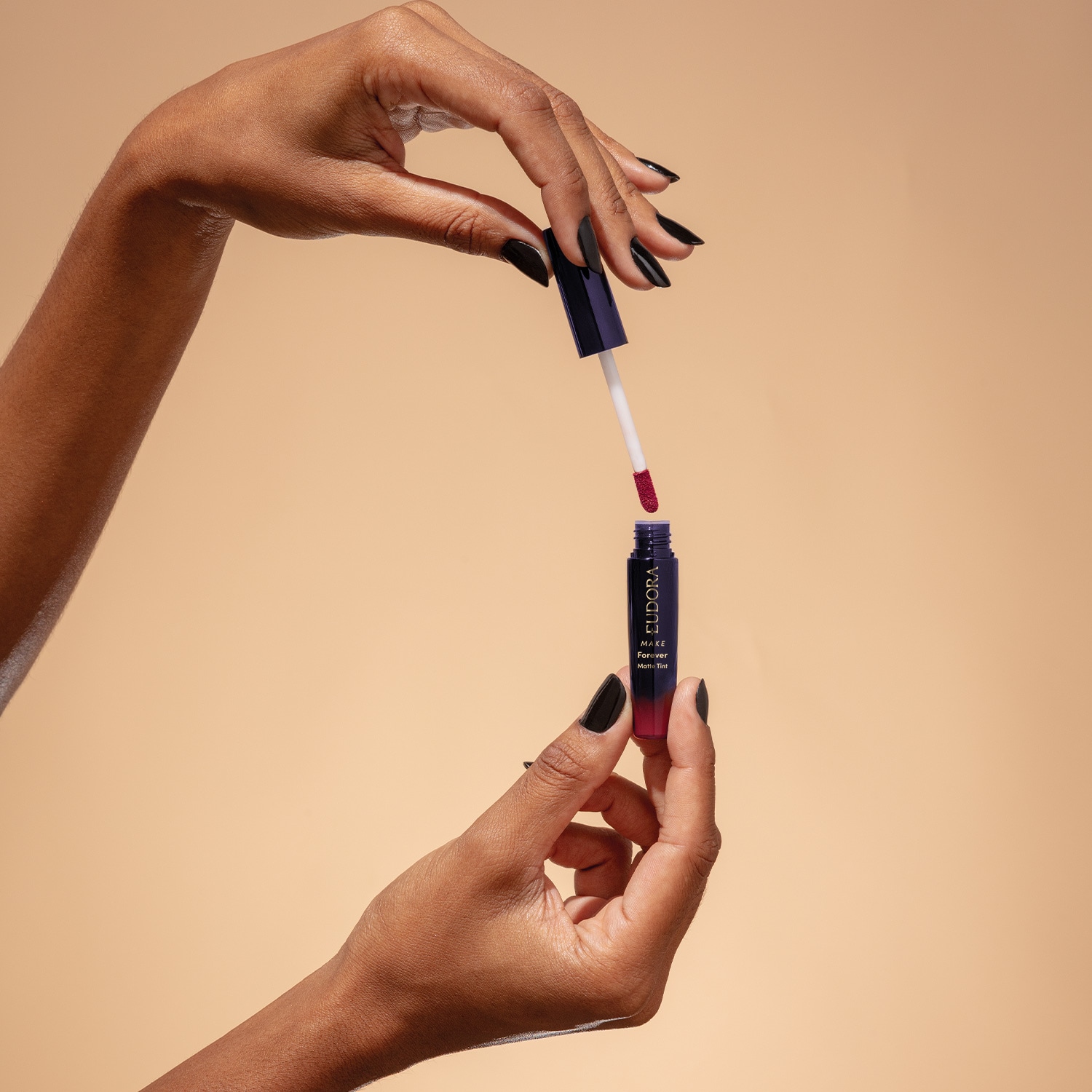 Batom Líquido Vermelho Radiante Eudora Make Forever Matte Tint 4ml