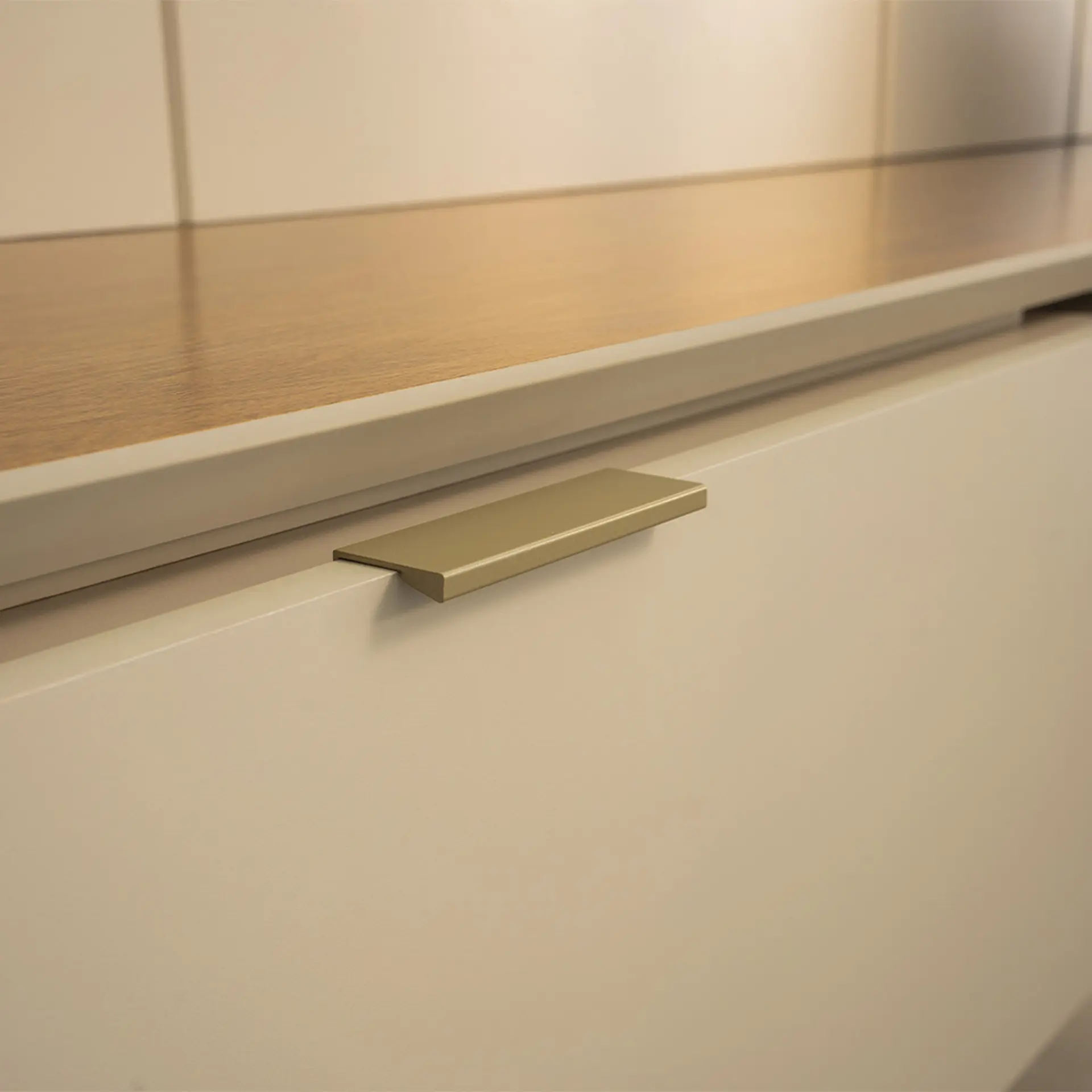 Painel Home para TV até 65” Lugano Linea Brasil - Nature/Off White
