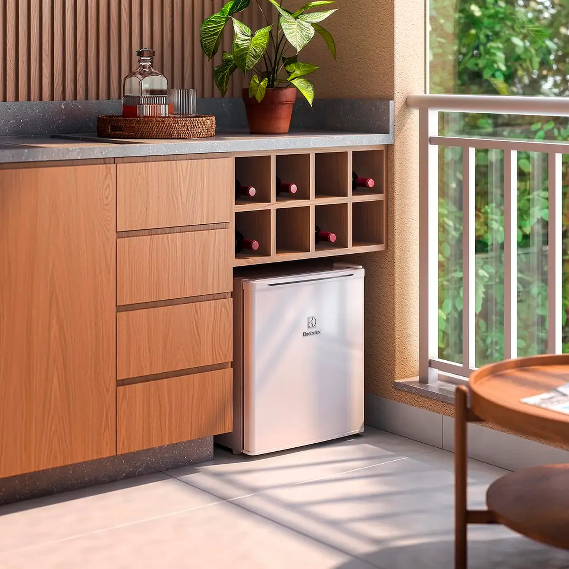 Frigobar Electrolux 47L 1 Porta Degelo Manual Efficient EM50 - Branco - 220 Volts