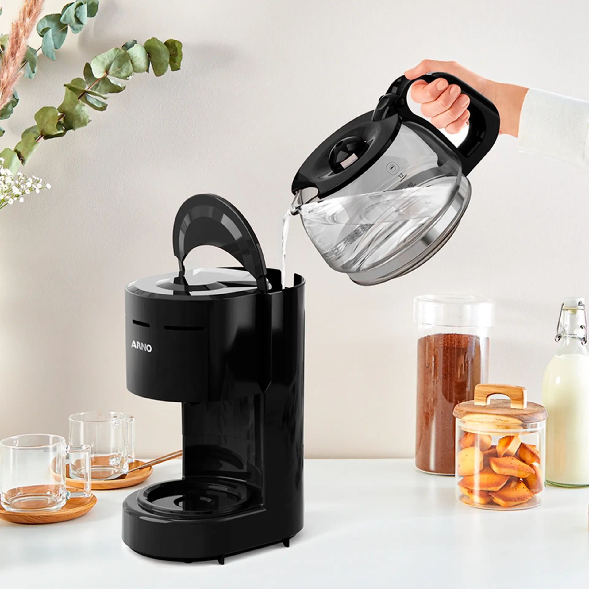 Cafeteira Elétrica Arno Classic 0,6L CFC1 - Preto - 110 Volts