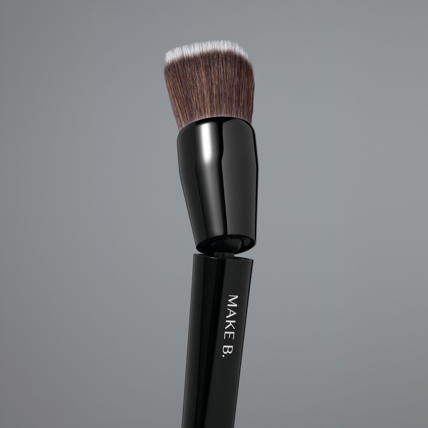 Pincel de Maquiagem Acessível Articulado Base Duo Fiber Make B.
