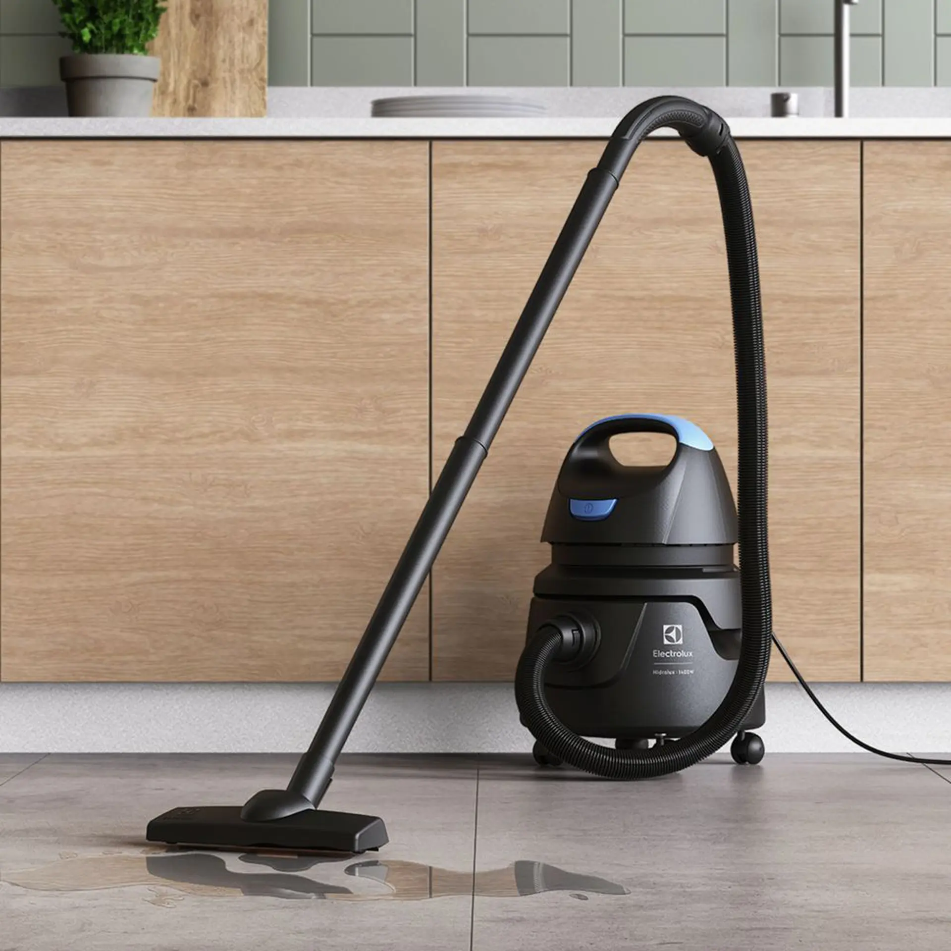 Aspirador Água e Pó Electrolux Hidrolux 1400W 5L Rodas 360º AWD01 - Preto - 110 Volts