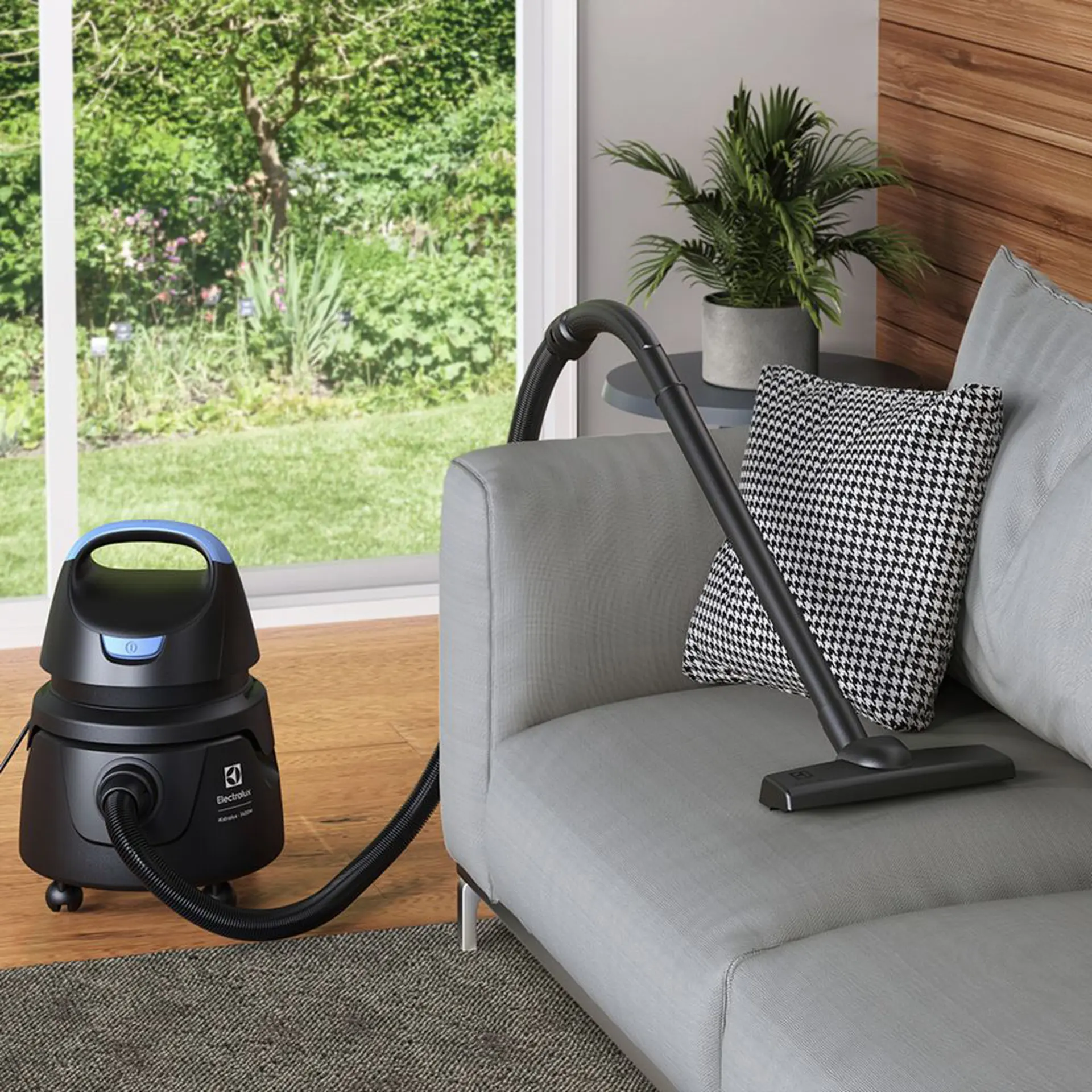Aspirador Água e Pó Electrolux Hidrolux 1400W 5L Rodas 360º AWD01 - Preto - 110 Volts