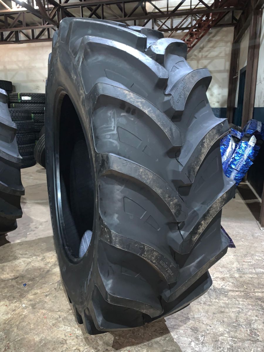 PNEU 620/70R42 AG R 166A8 166B TL TRAYDE