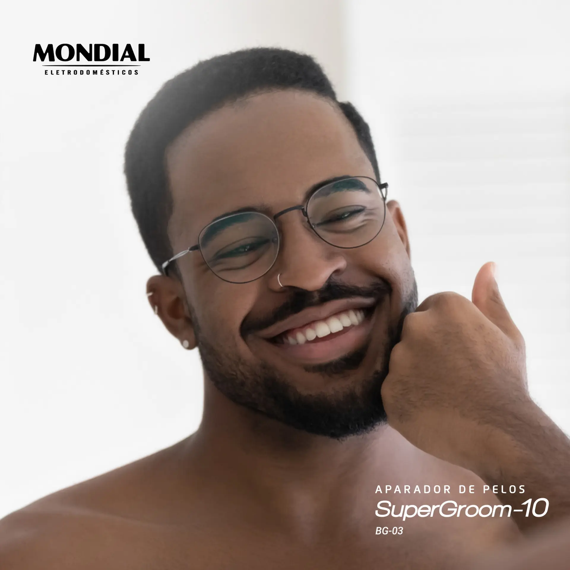 Aparador de Pelos Mondial Super Groom 10 BG-03 9 Pentes - Preto - Bivolt