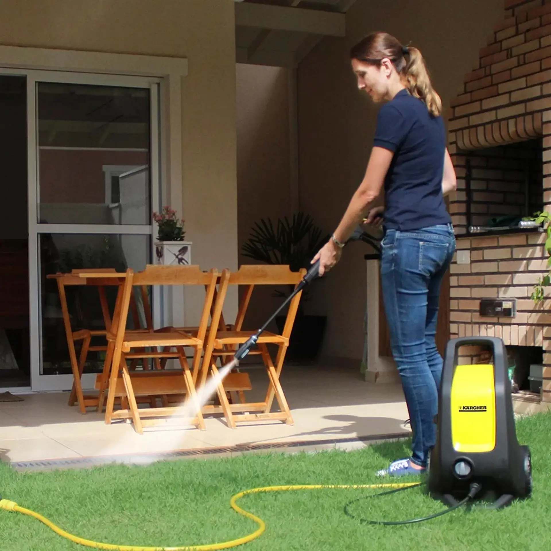 Lavadora Alta Pressão Karcher K3 1740PSI com Rodízios 1500W - Amarelo/Preto - 110 Volts