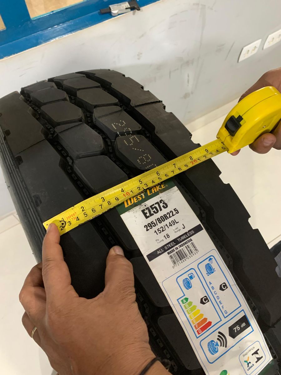 PNEU 295/80R22.5 18PR 152/149L TL EZ 573 MISTO TRAYDE