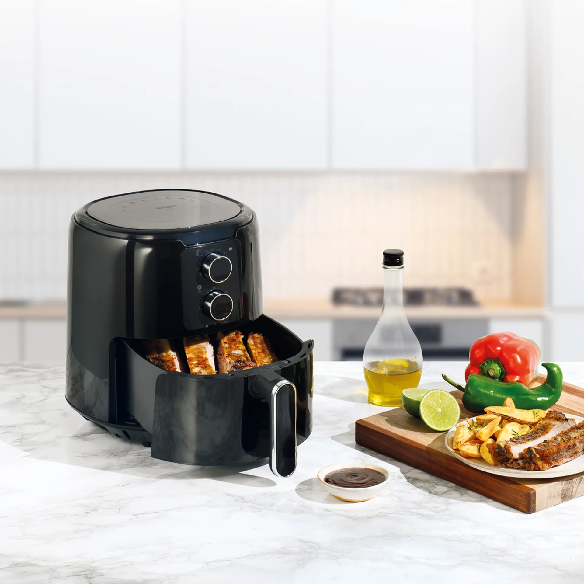Fritadeira Elétrica AirFryer Elgin Cube Fry AFG40 4L 1600W - Preto - 220 Volts