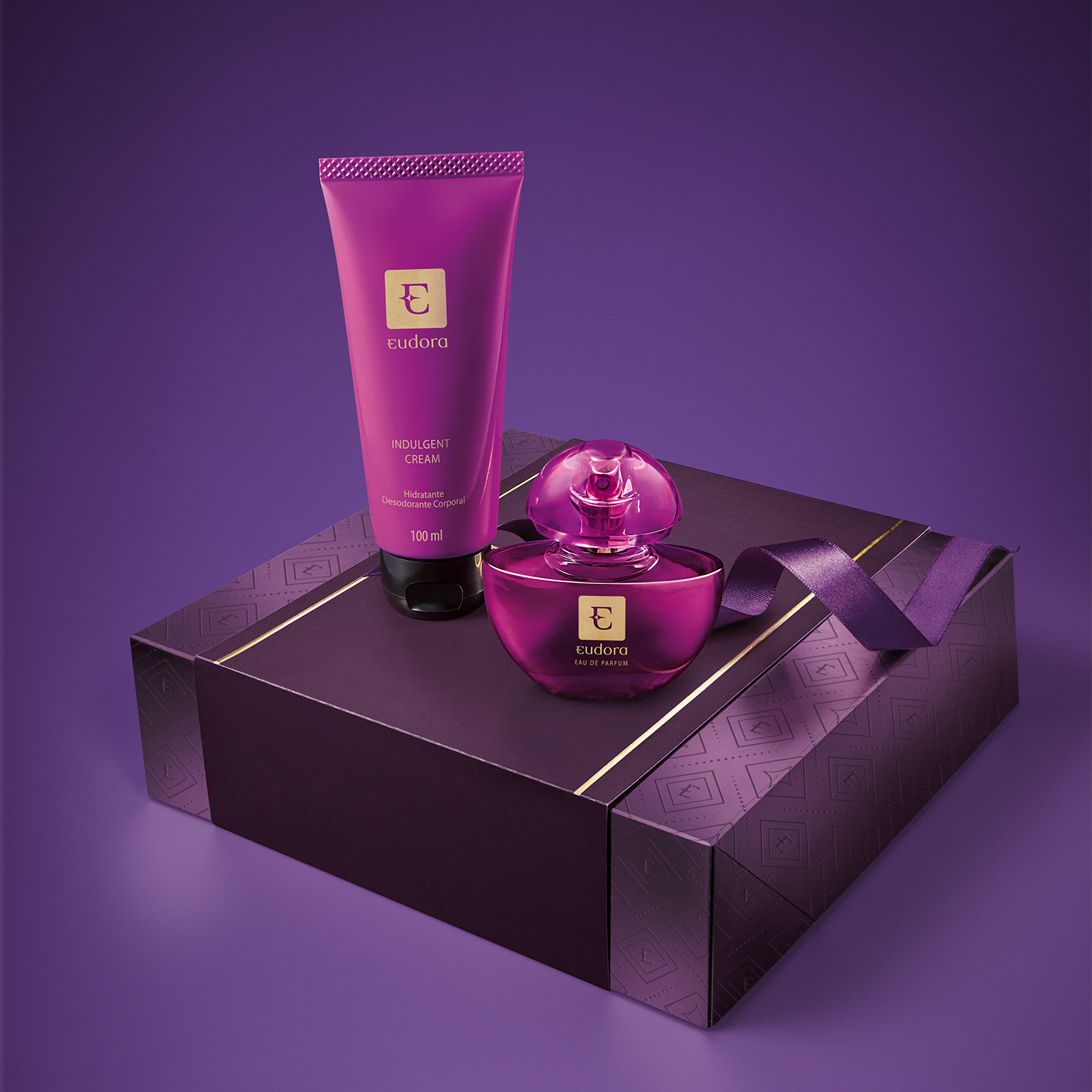 Kit Presente Dia das Mães Roxo Miniatura: Eau de Parfum 35ml + Loção Desodorante Hidratante Corporal 100ml